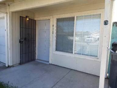 Main picture of 432 W Clover Rd