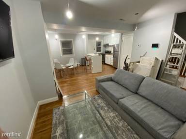 Main picture of 1768 W St SE