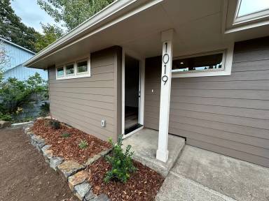 Main picture of 1019 Wilson St
