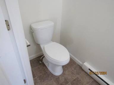 Main picture of 1210 S Market St