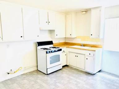 Main picture of 1015 L St