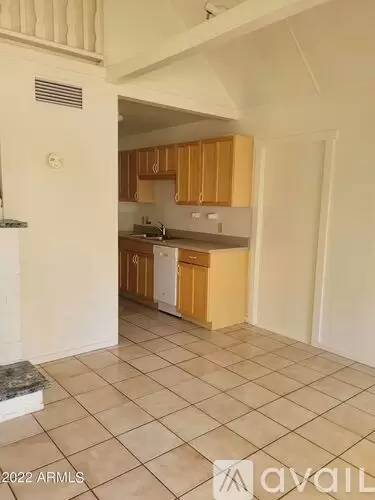 Main picture of 1015 S Ash Ave