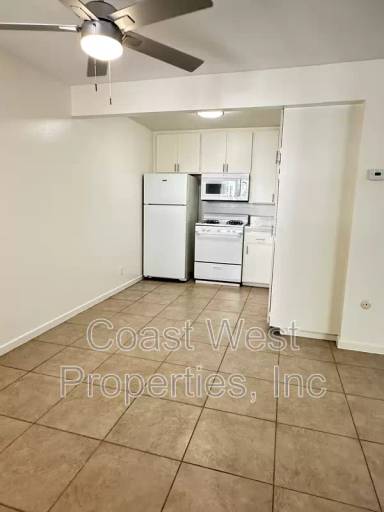 Main picture of 3160 Lincoln St