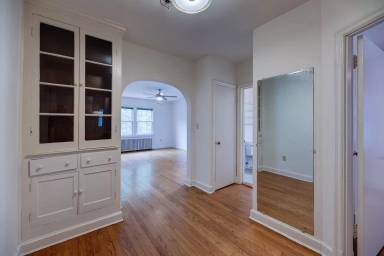 Main picture of 2614 41st St NW