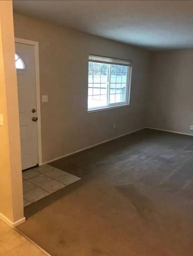 Main picture of 239B Daniels Dr