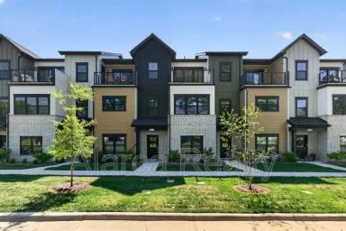 Main picture of 714 Falling Oak Aly