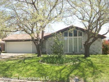 Main picture of 2112 Shady Brook Dr