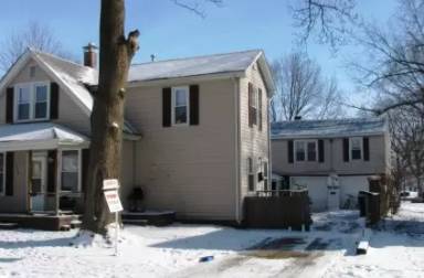 Main picture of 1008 N Hickory* - 1/2-3
