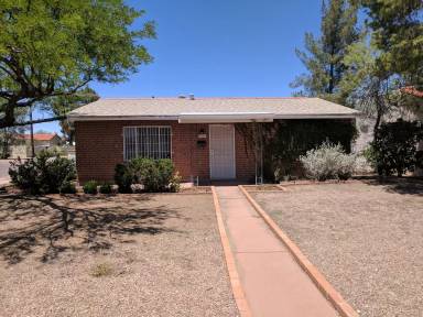 Main picture of 1601 E Edison St