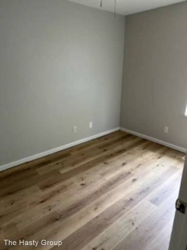 Main picture of 5438 Norton Ave