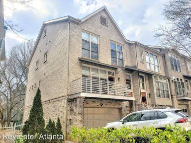 Main picture of 1305 Peachtree Vw NE