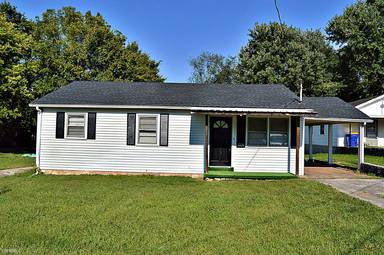 Main picture of 1518 Collegeview Dr