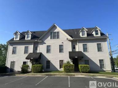 Main picture of 104 Dry Mill Rd SW