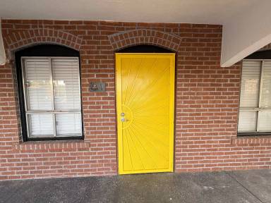 Main picture of 1509 E Roosevelt St