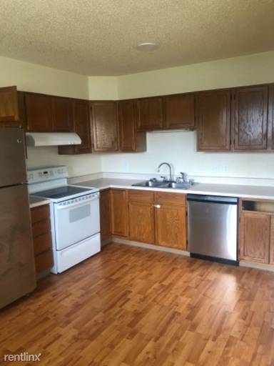 Main picture of 73 Slater Dr