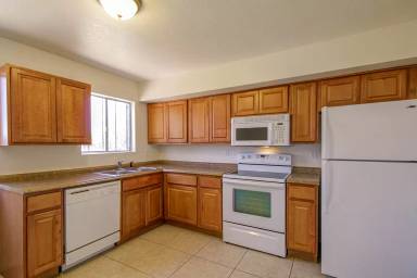 Main picture of 3306 N Geronimo Ave