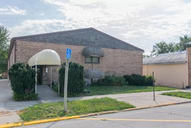 Main picture of 1337 6th Street - 5