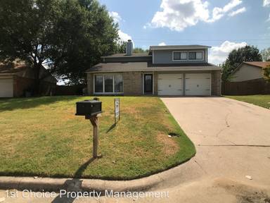 Main picture of 7 Shasta Dr