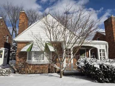 Main picture of 4224 Bishop St