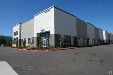 Main picture of 909 Corporate Way