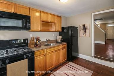 Main picture of 306 N 60th St