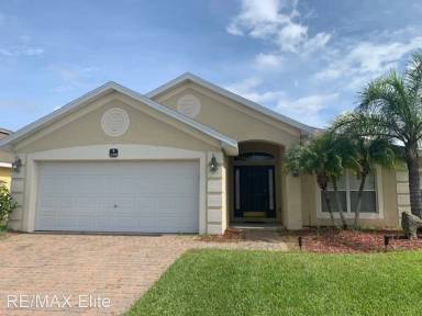 Main picture of 2410 Bridgeport Cir