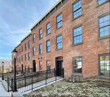 Main picture of 67 Renwick St