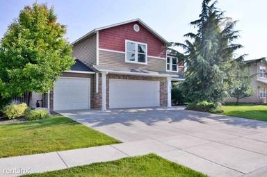 Main picture of 1512 W Lava Ave