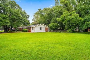 Main picture of 5315 Timothy Ave