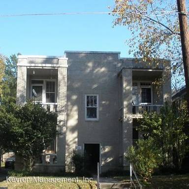 Main picture of 216 N Willett St