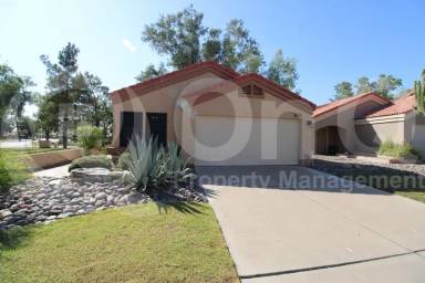 Main picture of 602 N Cobblestone St