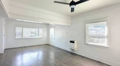 Main picture of 441 W Melrose Way
