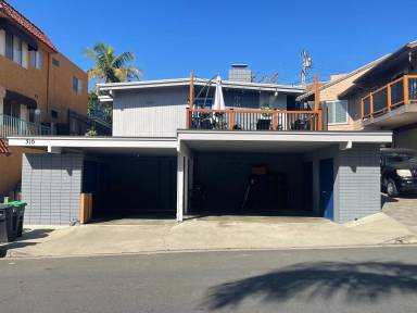 Main picture of 310 Santa Barbara