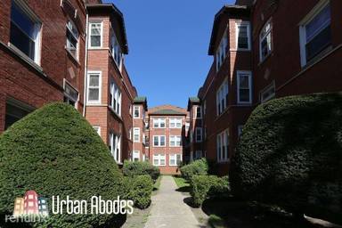 Main picture of 4421 N Wolcott Ave