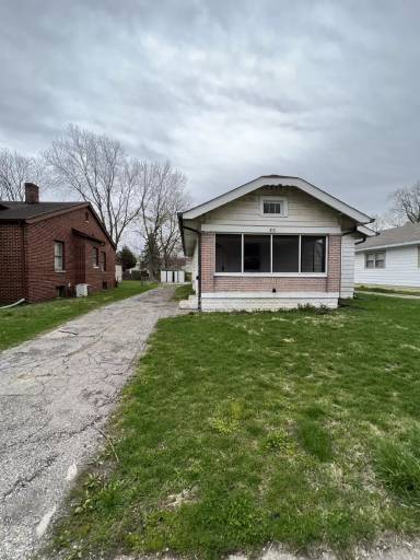 Main picture of 3771 Creston Dr