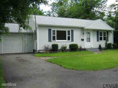 Main picture of 190 Saratoga Rd