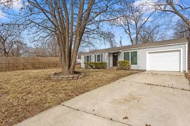 Main picture of 18618 E Shoshone Ct