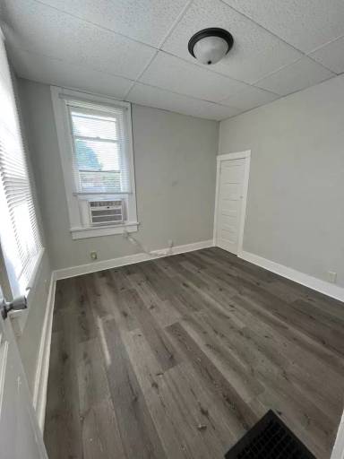 Main picture of 212 Tinkler St