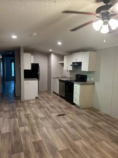 Main picture of 206 Purple Star Ln