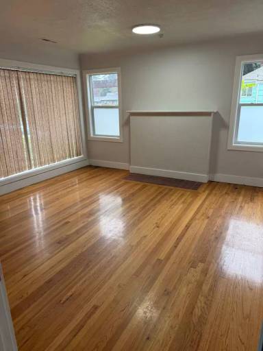 Main picture of 11908 SE Foster Rd