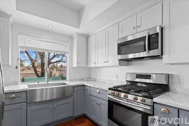 Main picture of 5324 Kester Ave