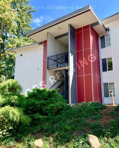 Main picture of 14480 NE 31st St