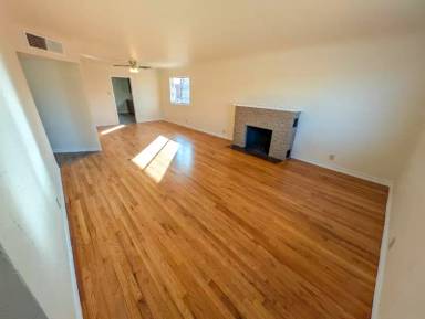 Main picture of 3524 Mobile Ave