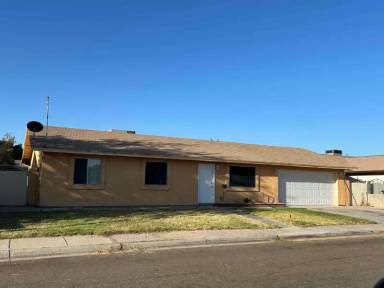 Main picture of 4649 W 19th St
