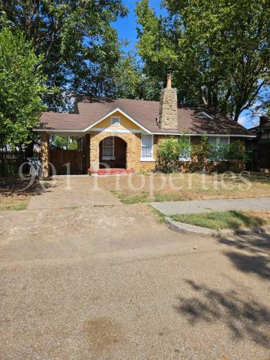 Main picture of 2404 Broad Ave