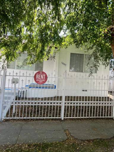 Main picture of 1607 N Wilton Pl