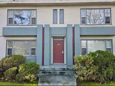 Main picture of 823 Washington St