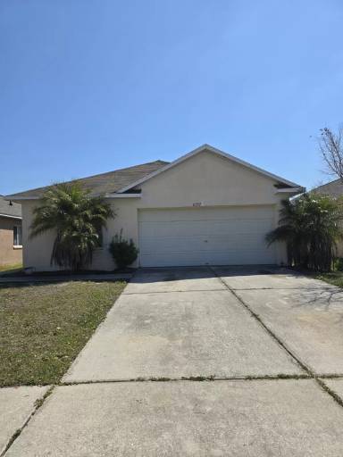 Main picture of 11752 Lynmoor Dr