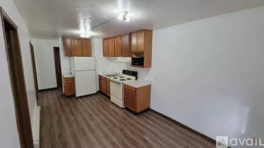 Main picture of 437 Sumner St