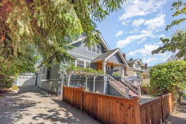 Main picture of 3026 NW 61st St